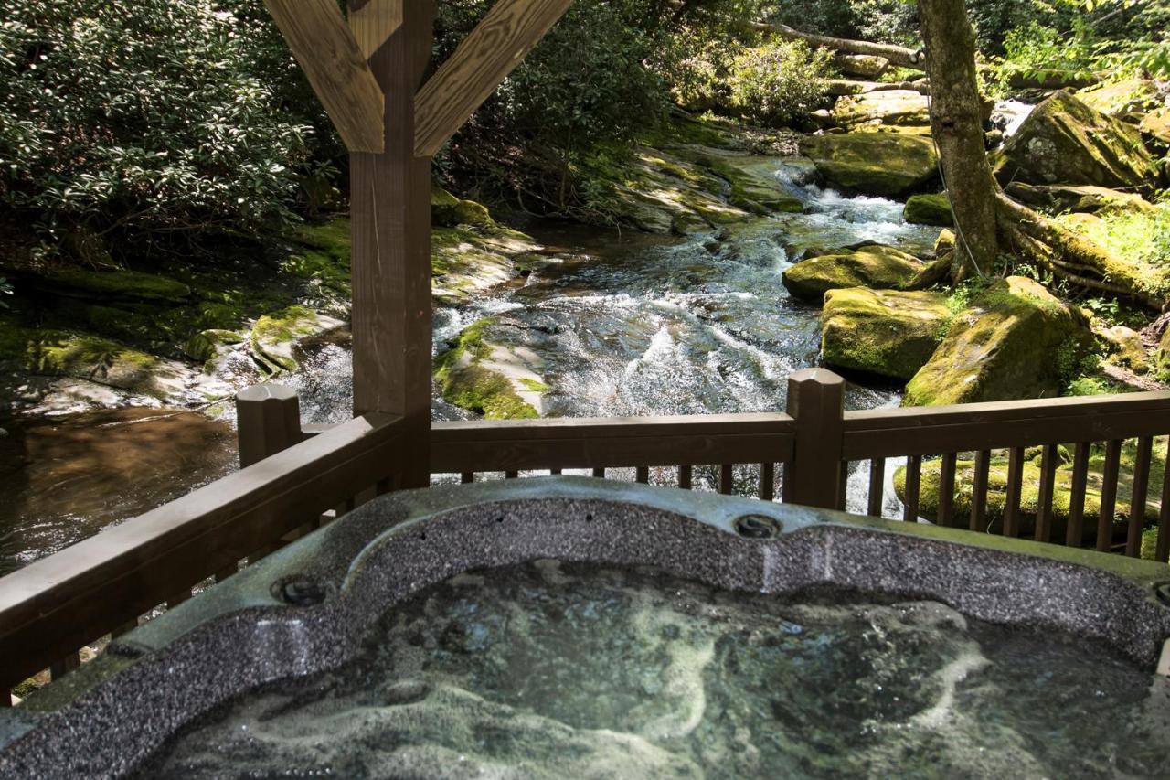 Cherokee Mountain Cabins Llc Hotel Topton ภายนอก รูปภาพ